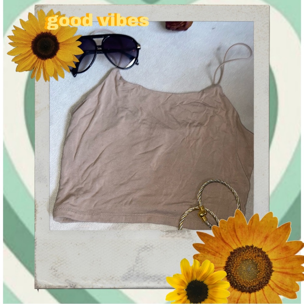 🟢 Beige Crop Top